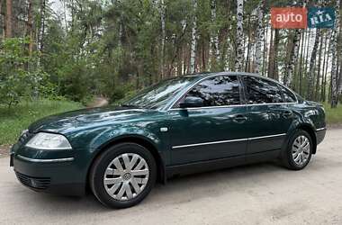 Седан Volkswagen Passat 2001 в Ахтырке