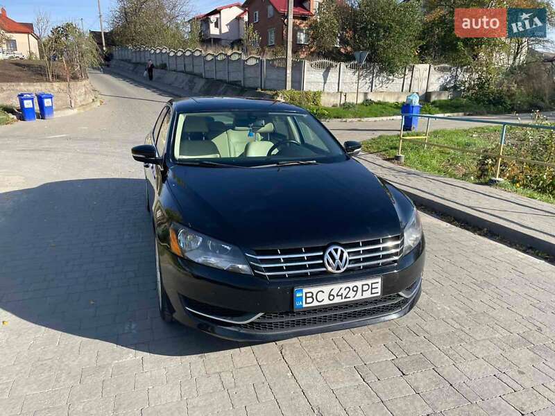 Седан Volkswagen Passat 2014 в Львові