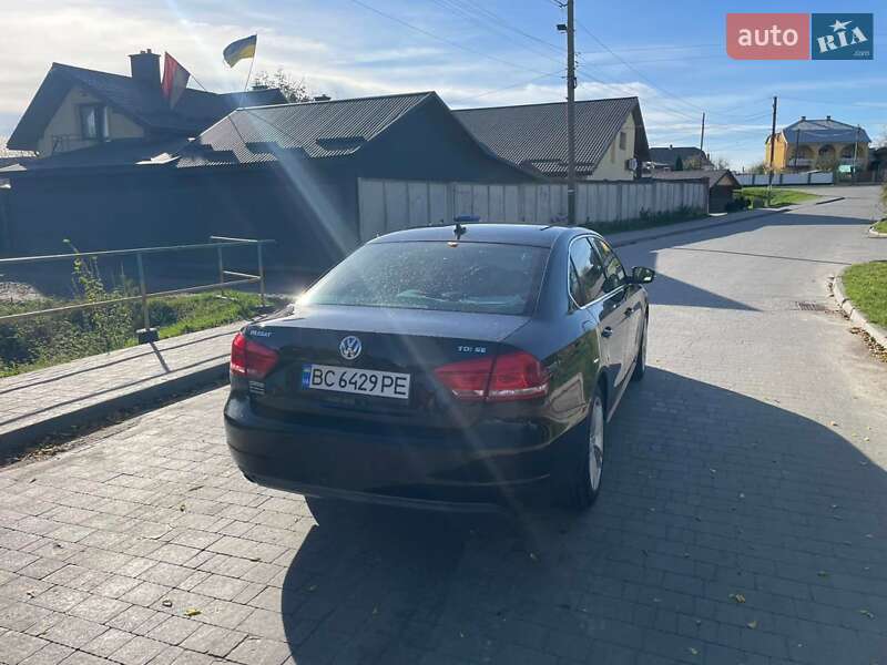 Седан Volkswagen Passat 2014 в Львові