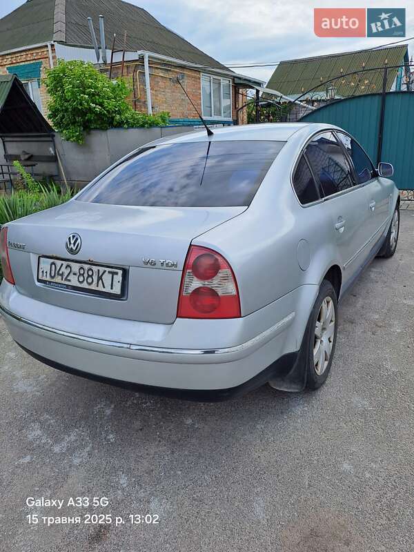 Седан Volkswagen Passat 2001 в Миронівці