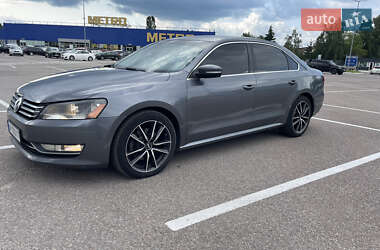 Седан Volkswagen Passat 2012 в 