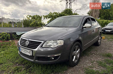 Седан Volkswagen Passat 2005 в Харкові
