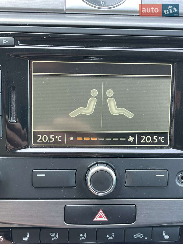 Універсал Volkswagen Passat 2014 в Луцьку