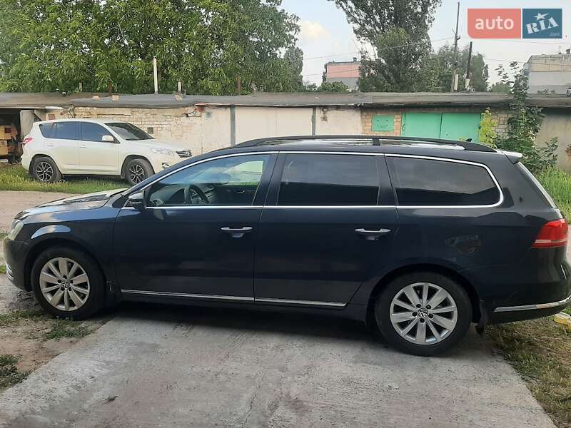Универсал Volkswagen Passat 2011 в Павлограде