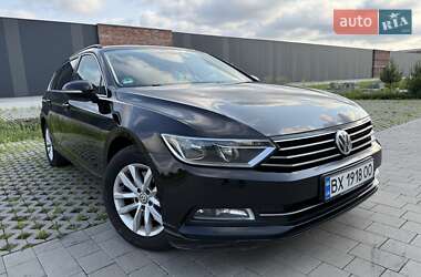 Универсал Volkswagen Passat 2017 в Хмельницком