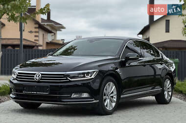 Седан Volkswagen Passat 2018 в 