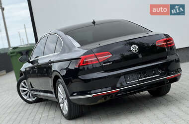Седан Volkswagen Passat 2018 в 