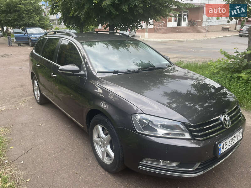 Универсал Volkswagen Passat 2011 в Казатине
