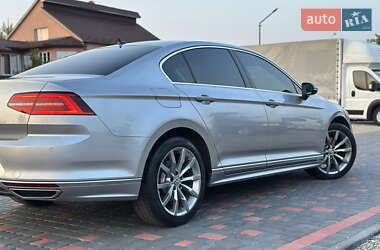 Седан Volkswagen Passat 2019 в 