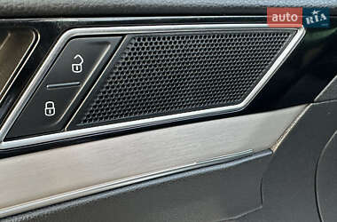 Седан Volkswagen Passat 2019 в 