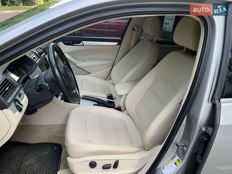 Седан Volkswagen Passat 2012 в Одессе фото 13 Седан Volkswagen Passat 2012 в Одессе