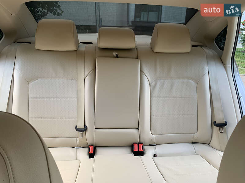 Седан Volkswagen Passat 2012 в Одессе фото 32 Седан Volkswagen Passat 2012 в Одессе