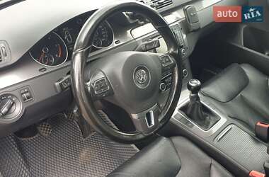 Универсал Volkswagen Passat 2010 в 