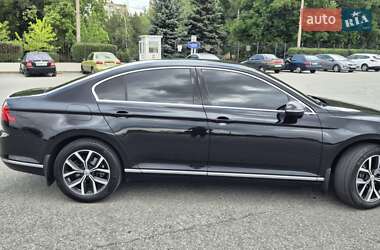 Седан Volkswagen Passat 2018 в 