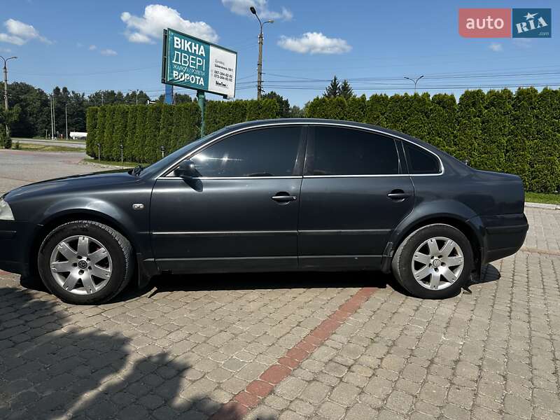 Седан Volkswagen Passat 2001 в Дунаевцах