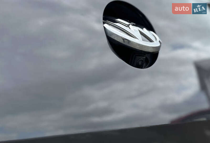 Седан Volkswagen Passat 2018 в Ужгороде