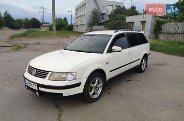 Універсал Volkswagen Passat 1998 в Черкасах