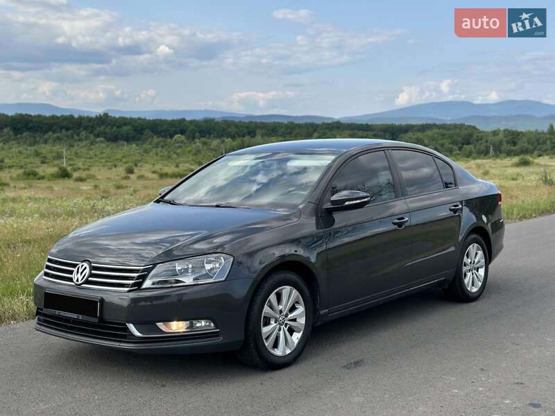 Volkswagen Passat 2011