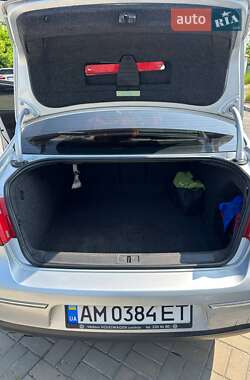 Седан Volkswagen Passat 2005 в 