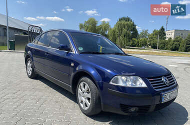 Седан Volkswagen Passat 2000 в Меденичах