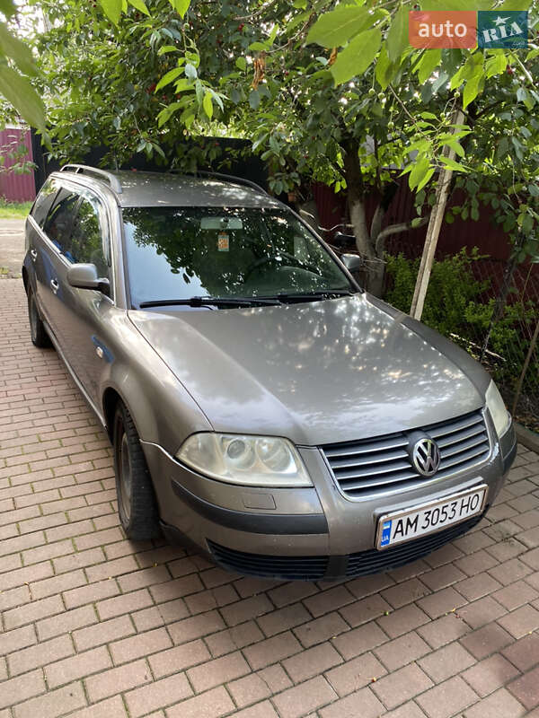 Универсал Volkswagen Passat 2002 в Житомире