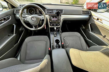 Седан Volkswagen Passat 2016 в 