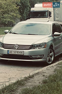 Седан Volkswagen Passat 2012 в Кривом Роге
