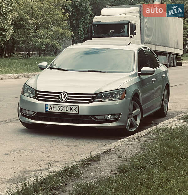 Седан Volkswagen Passat 2012 в 