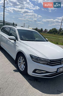 Универсал Volkswagen Passat 2020 в 