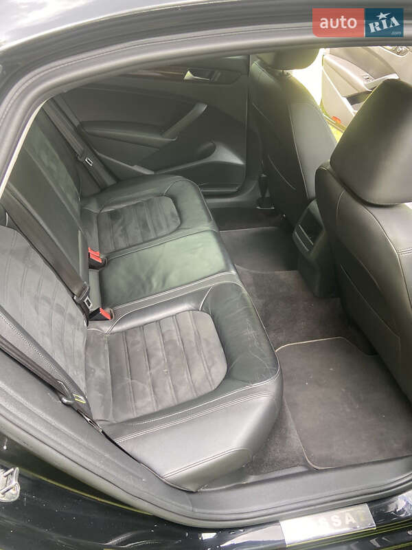 Седан Volkswagen Passat 2011 в Каменском фото 25 Седан Volkswagen Passat 2011 в Каменском