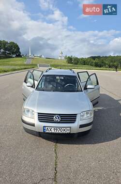 Универсал Volkswagen Passat 2001 в Солоницевке