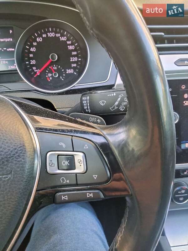Универсал Volkswagen Passat 2017 в Житомире