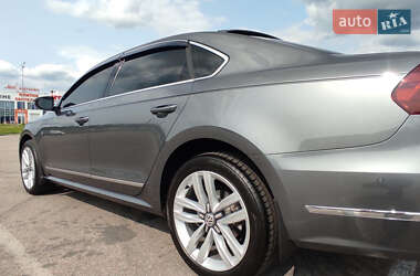 Седан Volkswagen Passat 2017 в Киеве