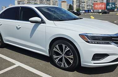 Седан Volkswagen Passat 2021 в Києві