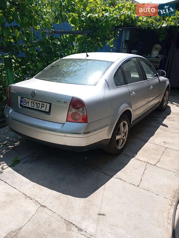Седан Volkswagen Passat 2003 в Подільську