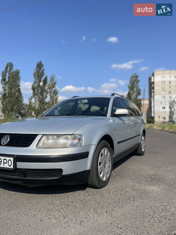Универсал Volkswagen Passat 2000 в 
