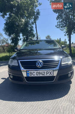 Универсал Volkswagen Passat 2009 в Яворове