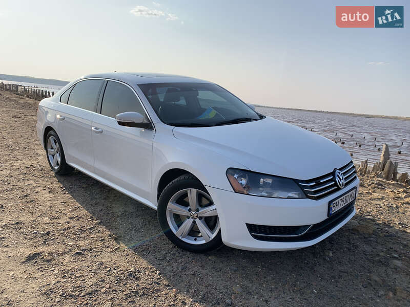Седан Volkswagen Passat 2013 в Одесі