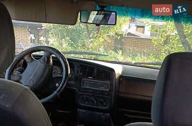 Седан Volkswagen Passat 1994 в 