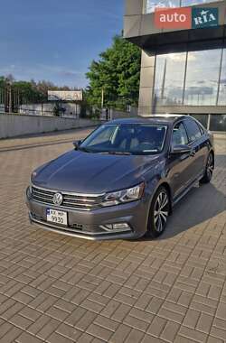 Volkswagen Passat 2016
