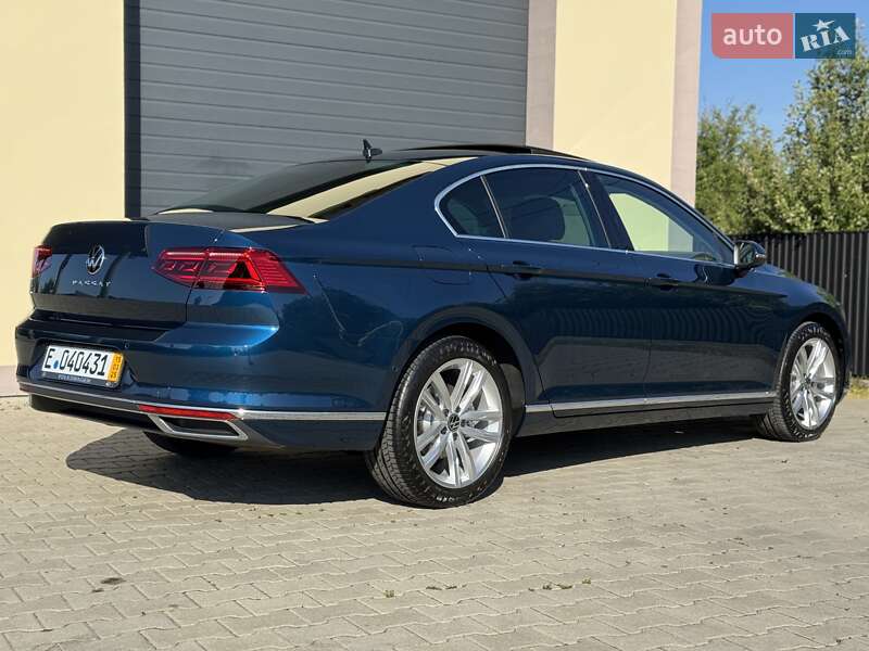 Седан Volkswagen Passat 2020 в Стрию