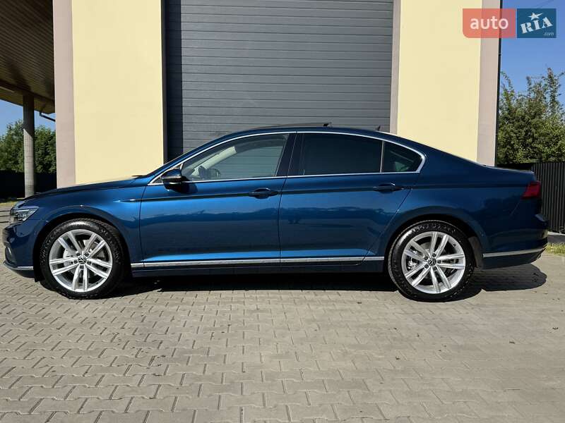 Седан Volkswagen Passat 2020 в Стрию