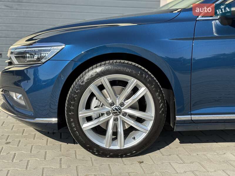 Седан Volkswagen Passat 2020 в Стрию