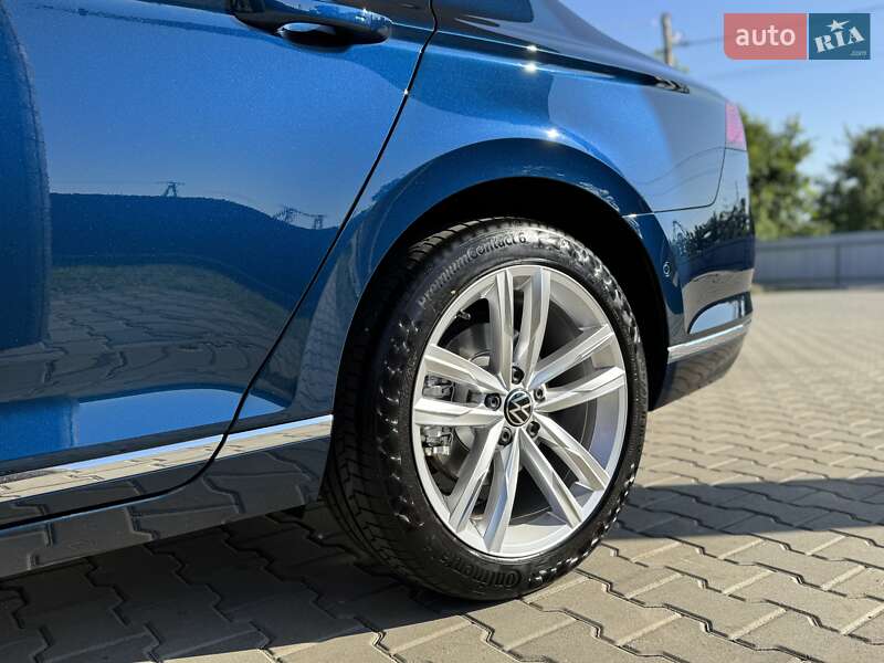 Седан Volkswagen Passat 2020 в Стрию