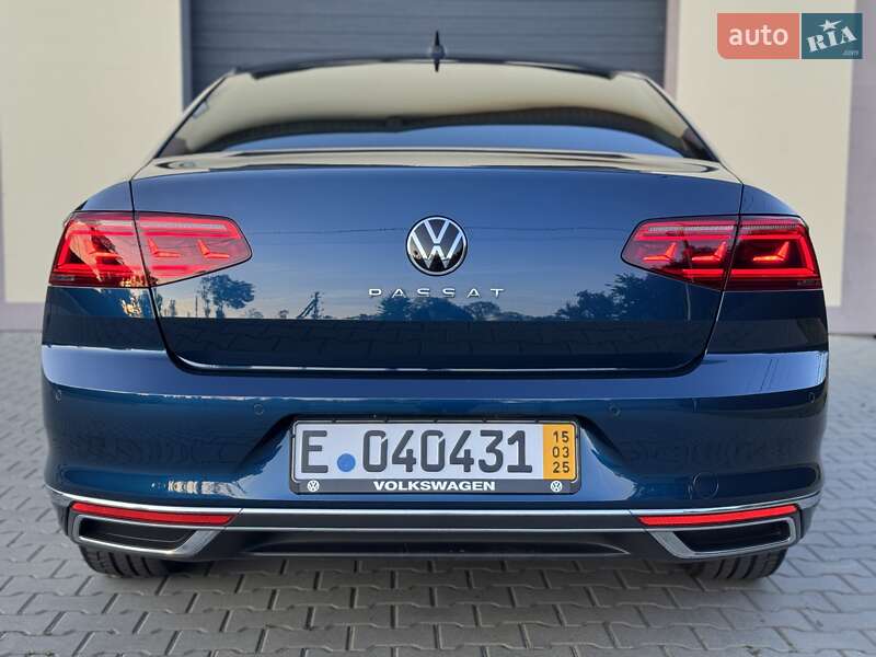 Седан Volkswagen Passat 2020 в Стрию