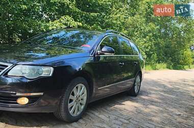 Универсал Volkswagen Passat 2010 в Чемеровцах