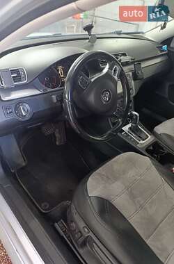 Универсал Volkswagen Passat 2014 в 