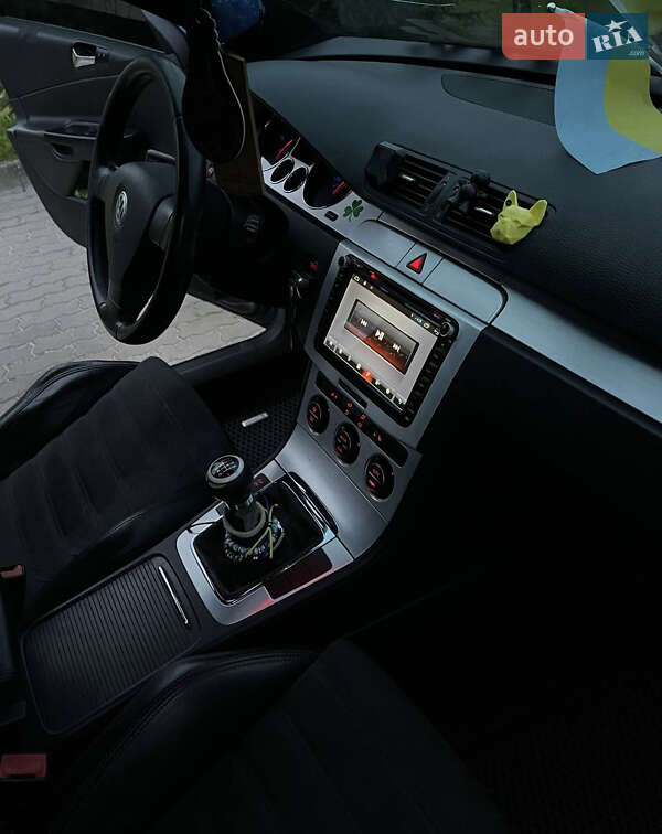 Универсал Volkswagen Passat 2007 в Бродах