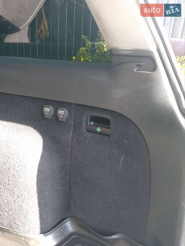 Універсал Volkswagen Passat 2002 в Новояворівську