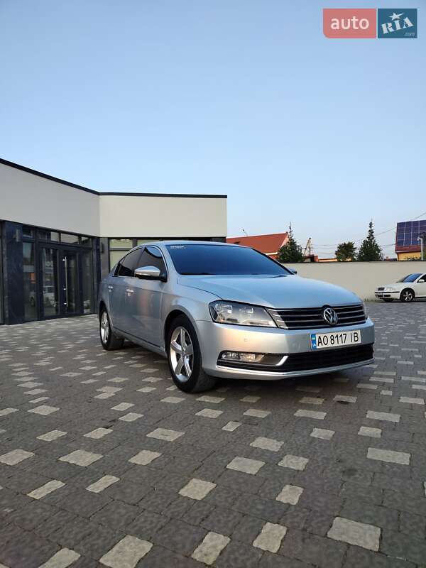 Volkswagen Passat 2012